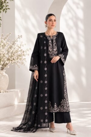 WhatsApp Image 2026-09-17 at 15.46.06 (1) Lumeraa 3-Piece Embroidered Dhanak Suit with Digital Printed Shawl